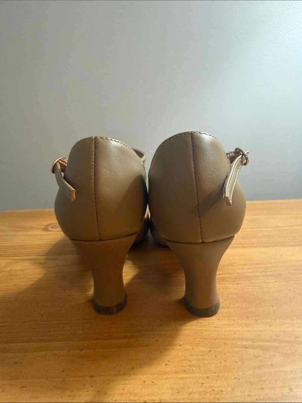 Bloch Leather T-Strap Character Dance Shoes - Picture 3 of 7